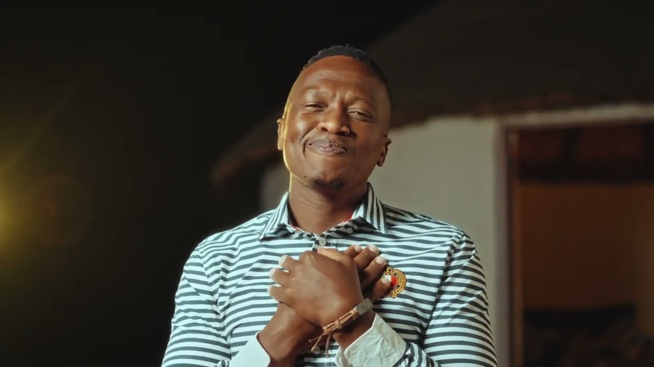 Siya Ntuli - Ukude  Donald ; uGatsheni [Visualizer]