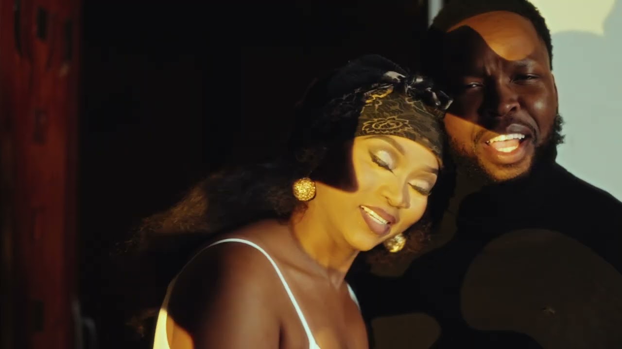 Siya Ntuli - Ngijabule  uMzukulu [Visualizer]